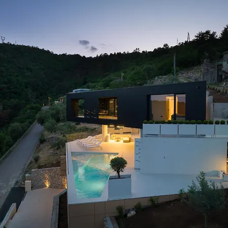 Villa Deluxe | Terra Paradiso | 4 Bedrooms | Splendid Panoramic Views & Private Pool & Sauna | Opatija